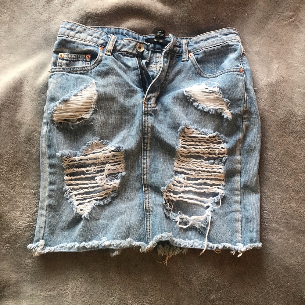 Forever 21 Ripped Jean skirt